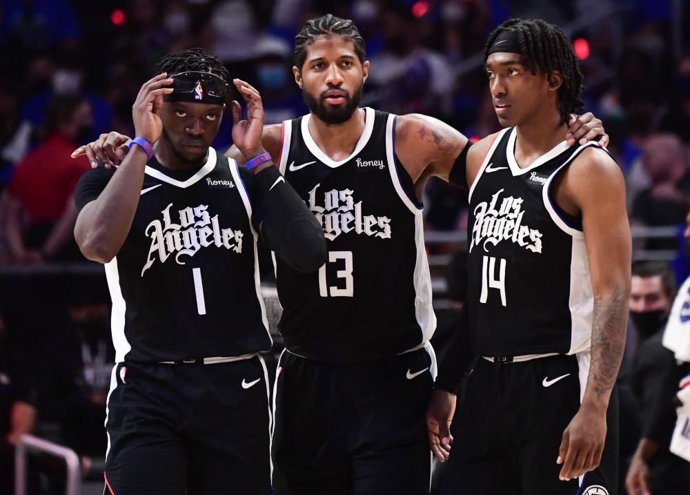 记者：梅西不久后将重返巴萨，退役前他一定要在新诺坎普踢球