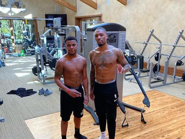 曼城不阻拦京多安今夏离队，会让他退役后在城市集团任教练