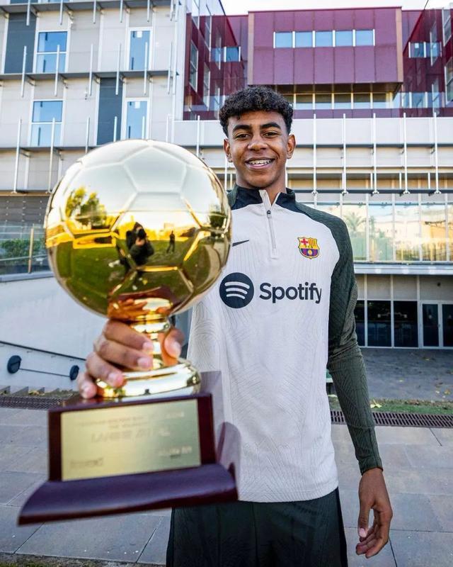 这次三分拉开比分差距