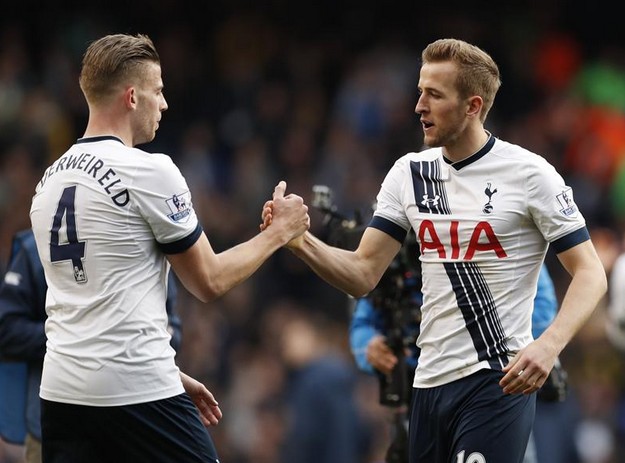 皇马TV记者：坎塞洛这笔赔钱转会很可疑，有巴萨参与就更可疑