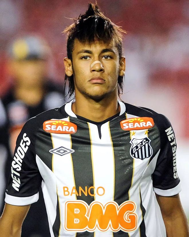 爆冷！世界亚军3人出局，张本智和2人崩盘，1位16岁少女能掀翻国乒霸权吗？