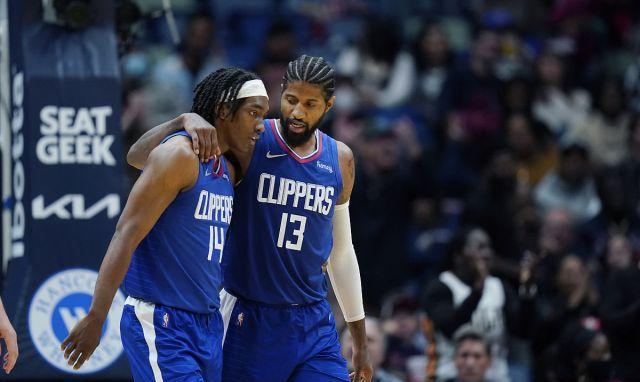 被东契奇吐槽太滑！队记：湖人今天将不会使用NBA杯专用地板