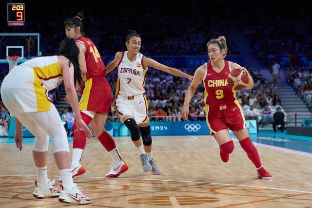 着眼未来，每体：巴萨正在关注阿根廷U17小将托马斯-马尔蒂斯