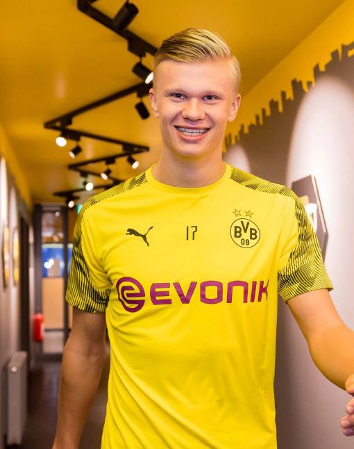 Shams：若雄鹿继续下滑 字母哥与球队间的交易讨论将会升级