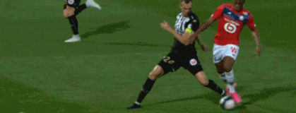 [天下足球]巴塞罗那战胜阿拉维斯 重回榜首