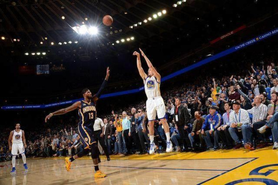 棒球里的慢，其实是高度压缩的快