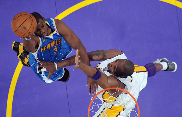 26岁主力女足球员养伤期当了模特，纠结要转行，刚和男友加盟尤文