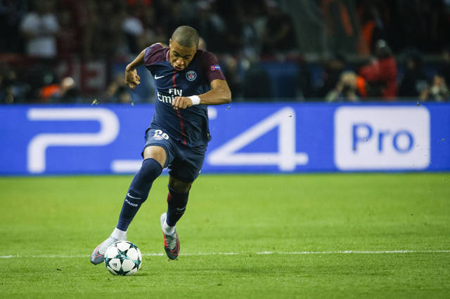 皇马提前4轮夺冠，安切洛蒂告别战完美收官