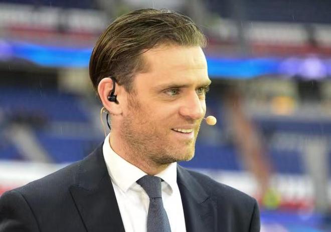 英超23亿巅峰对决！阿森纳丢分，49分领跑，利物浦罕见0射正